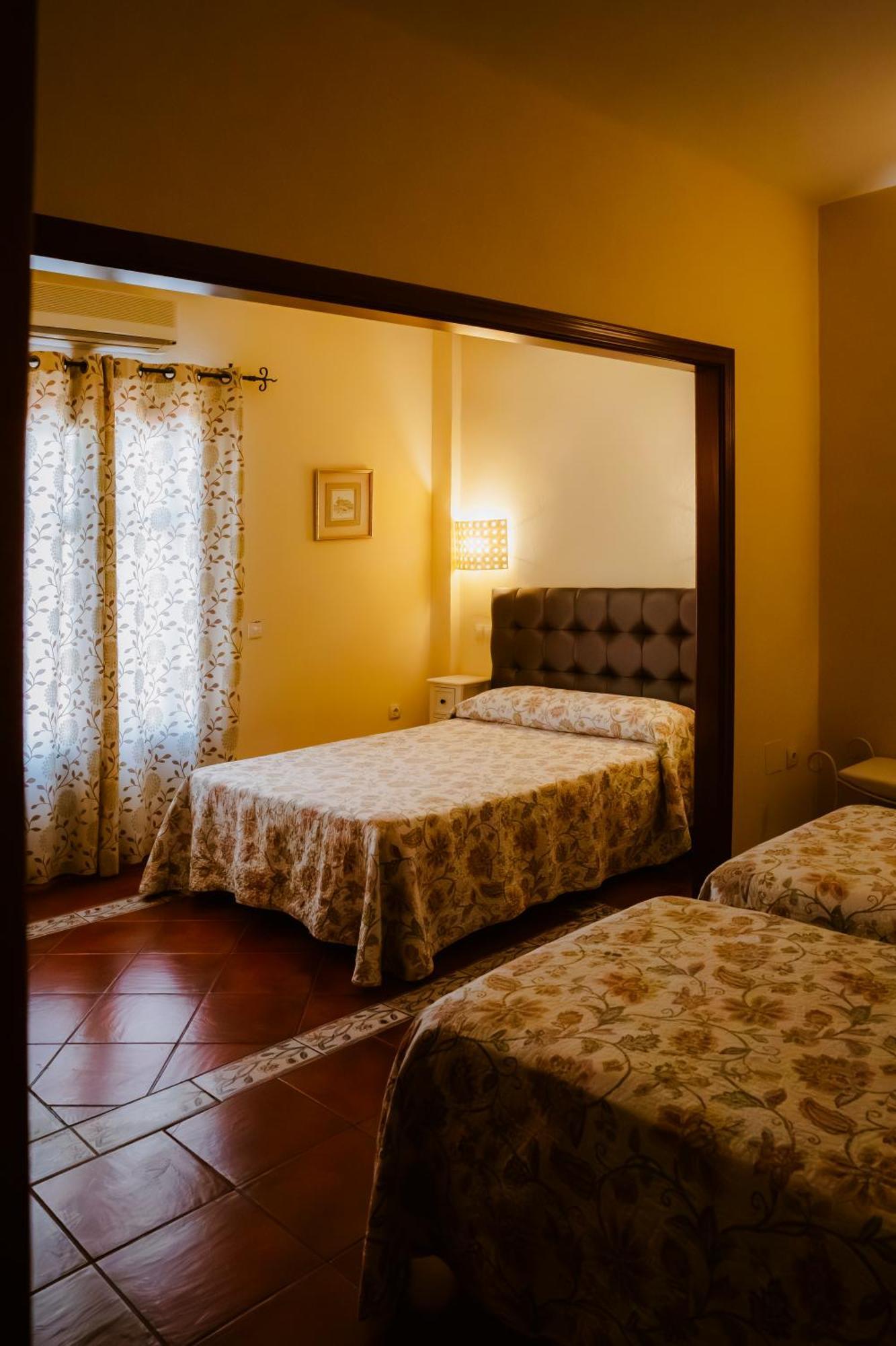 Aparthotel Escua Archidona Esterno foto