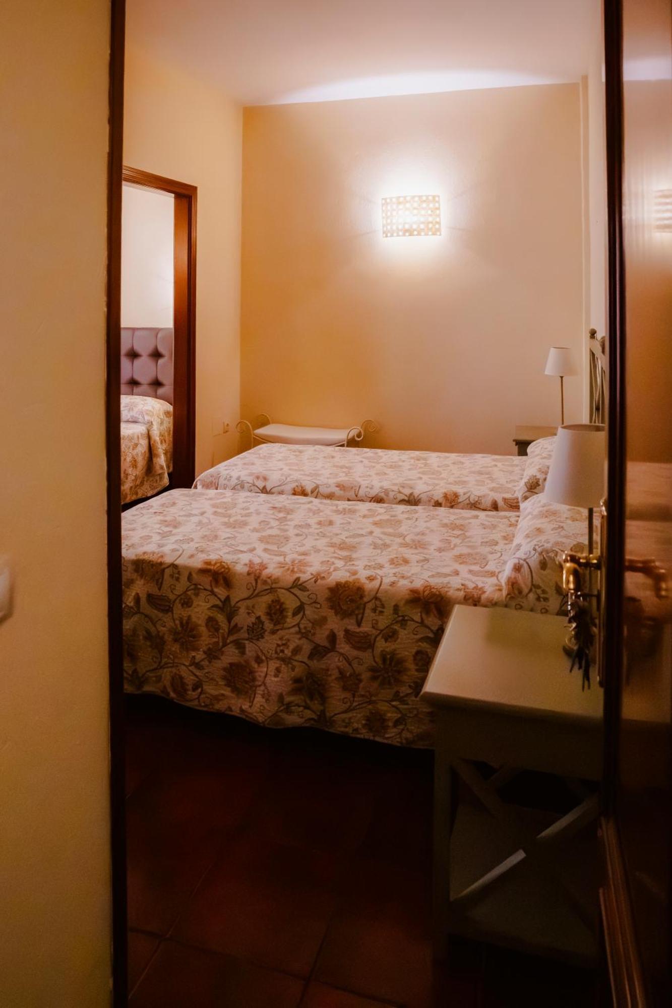 Aparthotel Escua Archidona Esterno foto